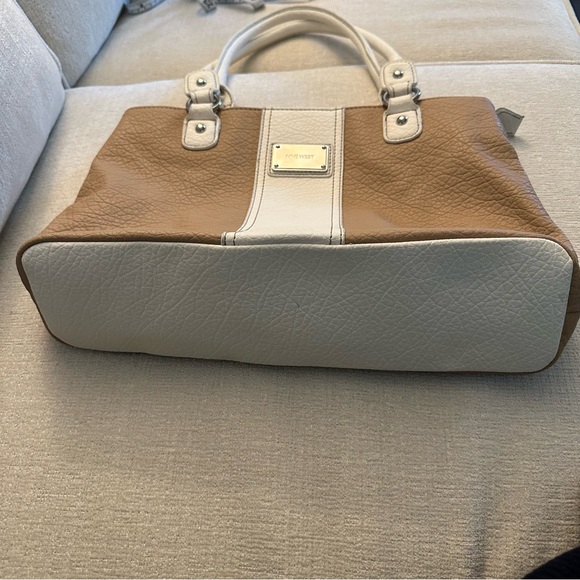 VINTAGE NINE WEST TAN/IVORY BAG - Picture 8 of 13